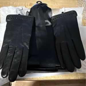 Elegant Black Leather Gloves and Scarf